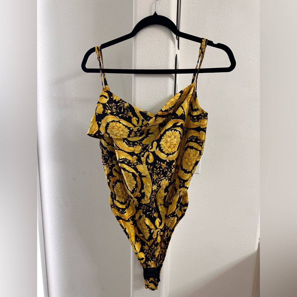 Versace NWT
Silk jumpsuit